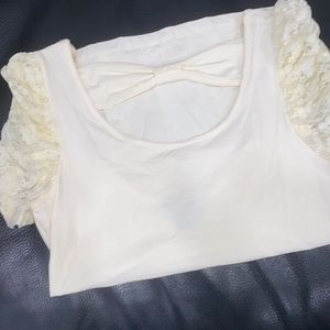 Forever 21 never worn bow tie top